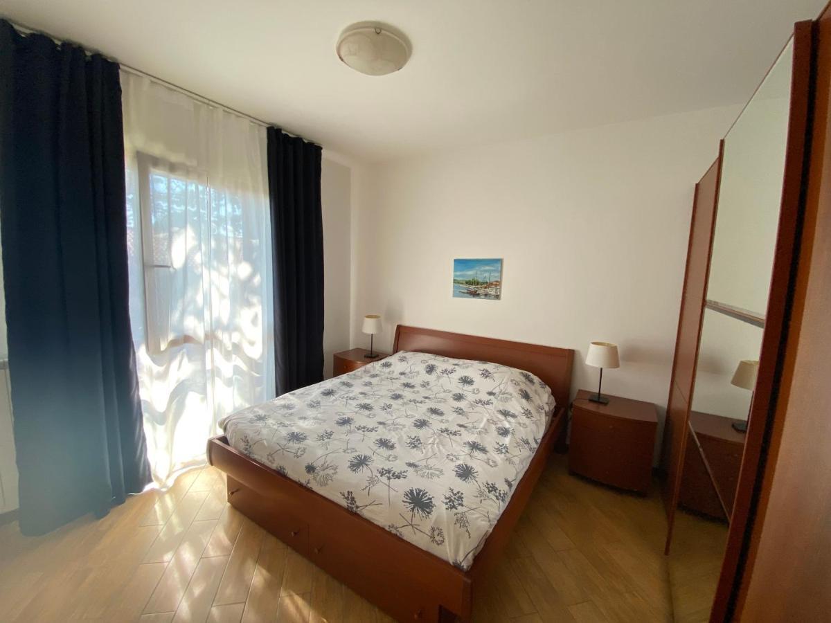 Apartment With Terrace And Garden With A Sea View Sistiana Luaran gambar