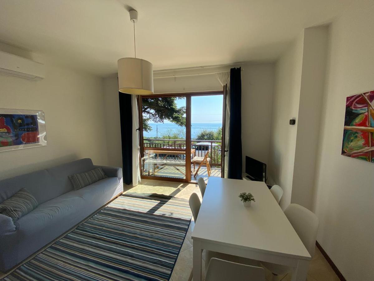 Apartment With Terrace And Garden With A Sea View Sistiana Luaran gambar